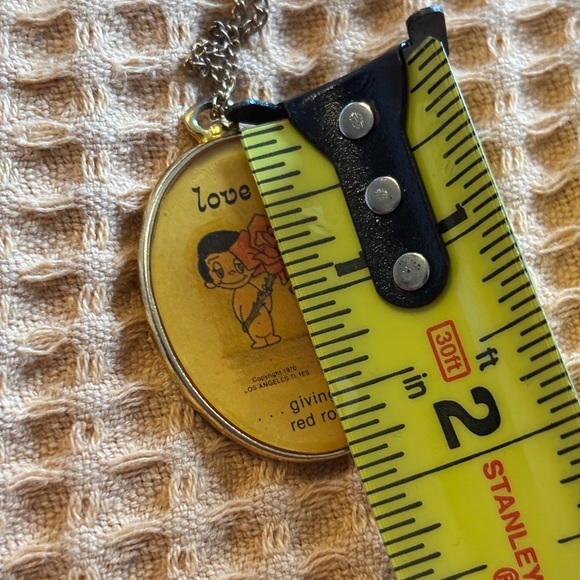 Vintage 1970 Rare Unique Love Is… Gold Tone Pendant Necklace, Kim Grove LA Times - Picture 5 of 8
